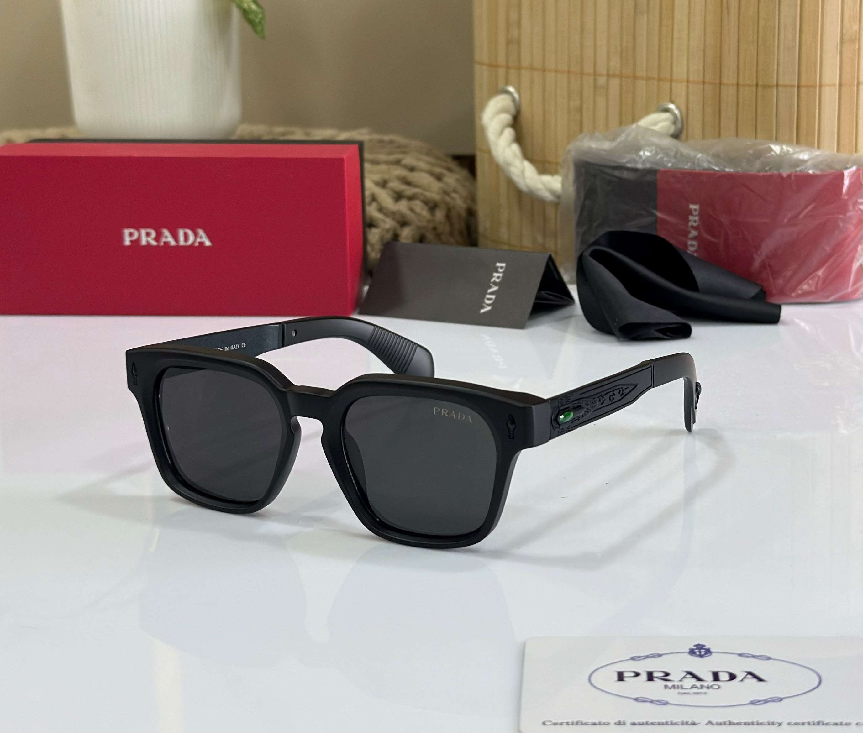 Luxury Designer Sunglass - AOD-EW22